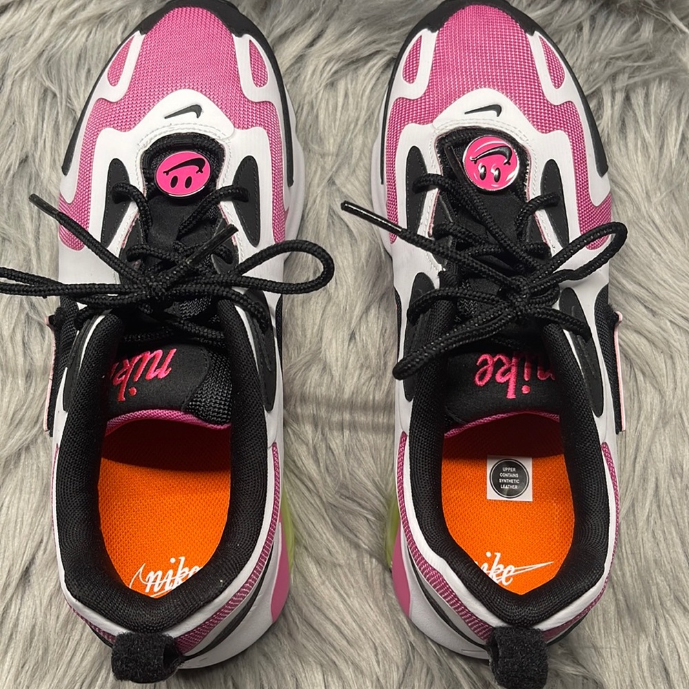 Women’s Air Max 200